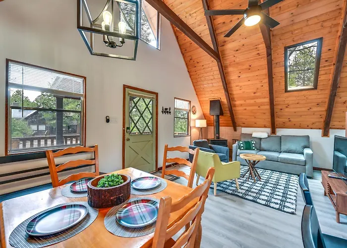 Deck & Grill: A-frame In Munds Park! Dom wakacyjny