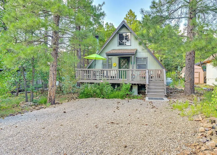Dom wakacyjny Deck & Grill: A-frame In Munds Park!